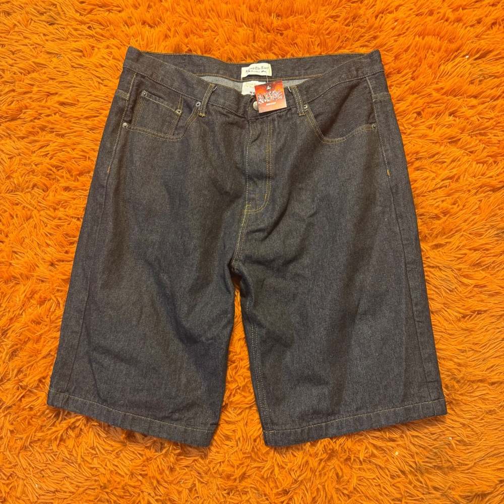 Beyond The Limit Mens Baggy Denim Shorts Dark Wash Y2K Skater Jorts Size 42 NWT